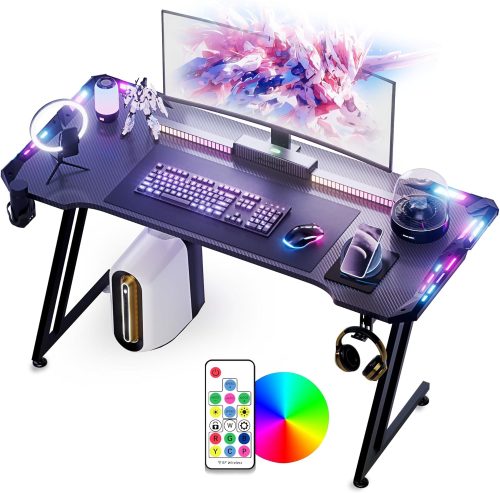 Gamtimer Scrivania Gaming,160X60CM Postazione di Gioco Con Piano in Fibra di Carbonio RGB,Tavolo da Gioco Ergonomico a LED,Tavolo da Computer con Portabicchieri e Ganci Per Cuffie